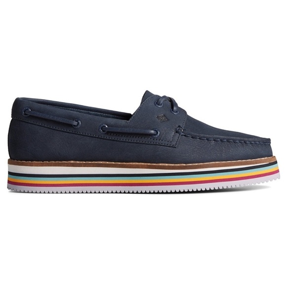 SPEERY TOP-SIDER memory foam shoe. Navy, laces, rainbow design sole. Size 9 - Picture 1 of 4